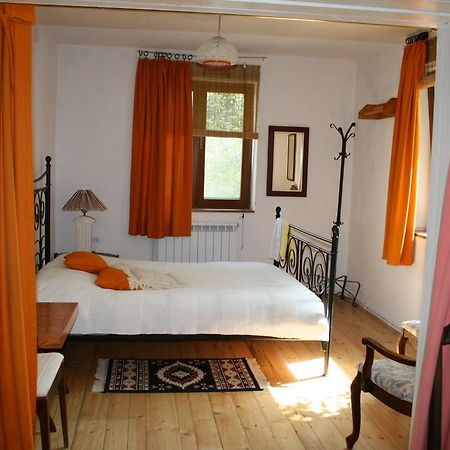 Guest House Kamenik Yagodina Ruang foto